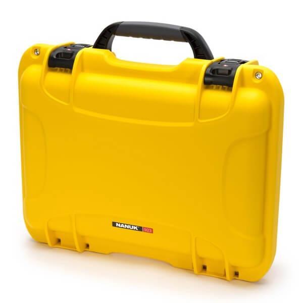 Odolný kufr Nanuk 923 žlutý s pěnou